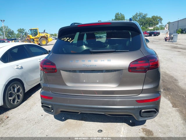 Продажа на аукционе авто 2016 Porsche Cayenne, vin: WP1AA2A24GKA12761, номер лота: 45760321