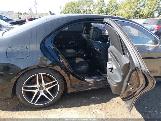 2015 Mercedes-benz S 550 4matic მანქანა იყიდება აუქციონზე, vin: WDDUG8FB4FA109073, აუქციონის ნომერი: 45760377