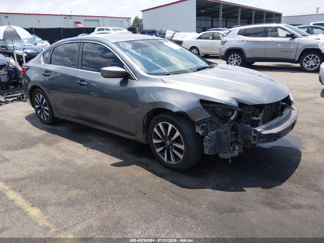 45760384 :رقم المزاد ، 1N4AL3AP7HC257813 vin ، 2017 Nissan Altima 2.5 Sv مزاد بيع
