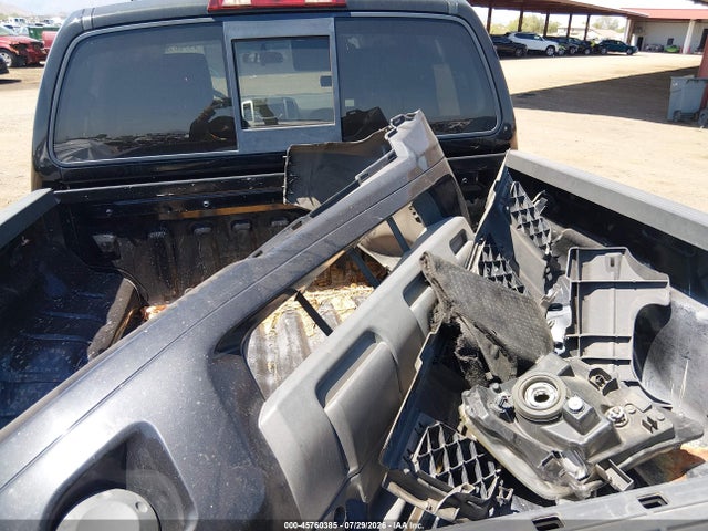 Nissan Frontier Sv 2018 1N6DD0ER1JN705954 Image 12