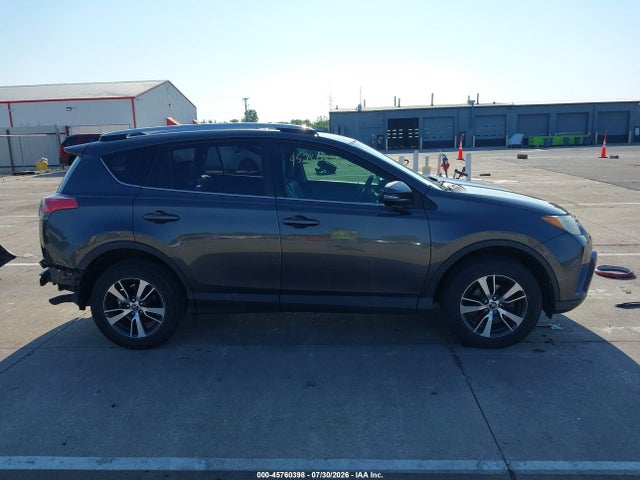 2T3WFREV2GW270340 Toyota Rav4 Xle