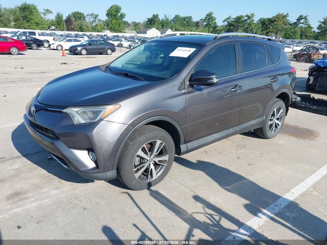 2T3WFREV2GW270340 Toyota Rav4 Xle