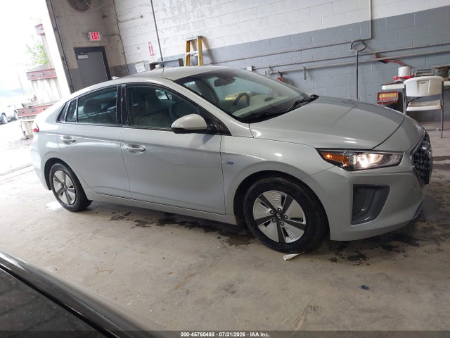 2020 Hyundai Ioniq Hybrid Blue მანქანა იყიდება აუქციონზე, vin: KMHC65LC8LU221739, აუქციონის ნომერი: 45760408