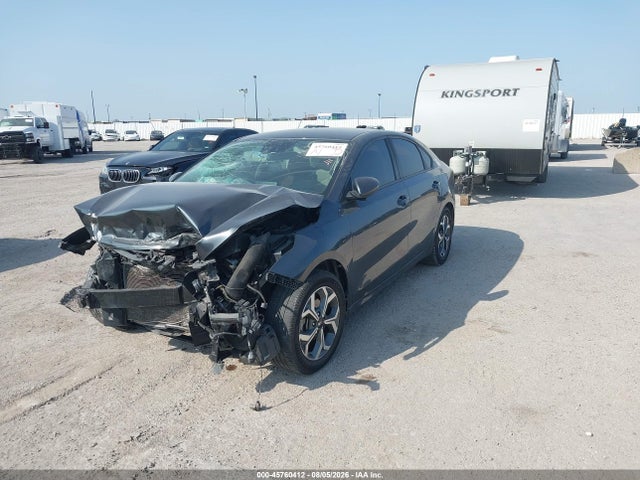 45760412 :رقم المزاد ، 3KPF24AD9LE153517 vin ، 2020 Kia Forte Lxs مزاد بيع