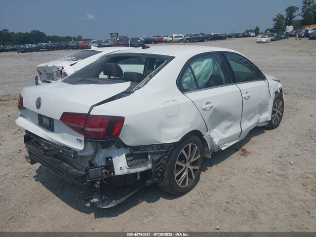 2017 Volkswagen Jetta 1.4t Se მანქანა იყიდება აუქციონზე, vin: 3VWB67AJ4HM398245, აუქციონის ნომერი: 45760451