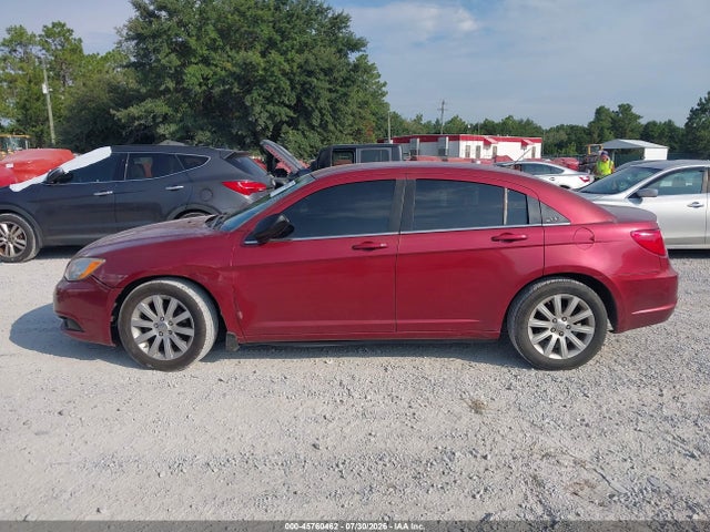 Продажа на аукционе авто 2013 Chrysler 200 Touring, vin: 1C3CCBBG6DN556398, номер лота: 45760462