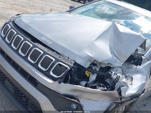 2022 Jeep Compass Latitude Lux 4x4 მანქანა იყიდება აუქციონზე, vin: 3C4NJDFB5NT135908, აუქციონის ნომერი: 45760465