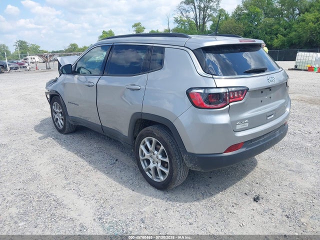 2022 Jeep Compass Latitude Lux 4x4 მანქანა იყიდება აუქციონზე, vin: 3C4NJDFB5NT135908, აუქციონის ნომერი: 45760465