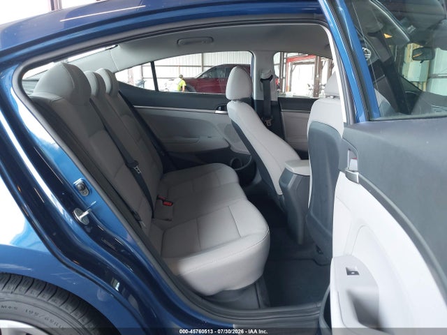 Продажа на аукционе авто 2020 Hyundai Elantra Se, vin: 5NPD74LF8LH615875, номер лота: 45760513