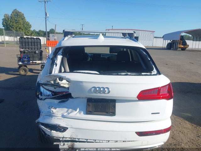 45760528 :رقم المزاد ، WA1BNAFY1K2079421 vin ، 2019 Audi Q5 45 Premium مزاد بيع