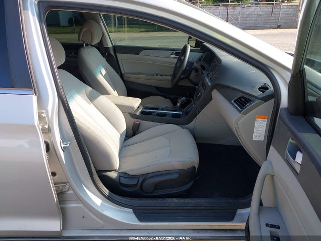Aukcja sprzedaży 2016 Hyundai Sonata Hybrid Se, vin: KMHE24L1XGA035382, numer aukcji: 45760532