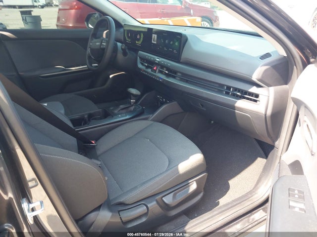 Продажа на аукционе авто 2025 Kia K4 Lxs, vin: 3KPFT4DE8SE196147, номер лота: 45760544