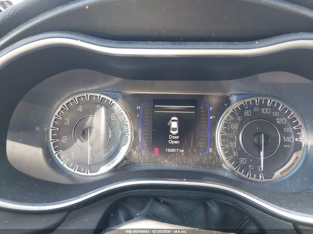2015 Chrysler 200 Limited მანქანა იყიდება აუქციონზე, vin: 1C3CCCAB0FN662117, აუქციონის ნომერი: 45760582
