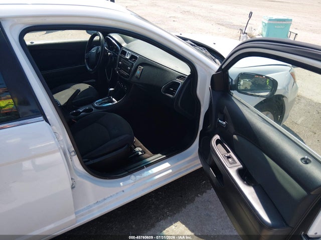 45760609 :رقم المزاد ، 1C3CCBAB8CN191954 vin ، 2012 Chrysler 200 Lx مزاد بيع
