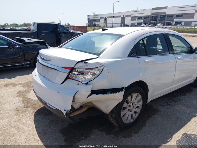45760609 :رقم المزاد ، 1C3CCBAB8CN191954 vin ، 2012 Chrysler 200 Lx مزاد بيع