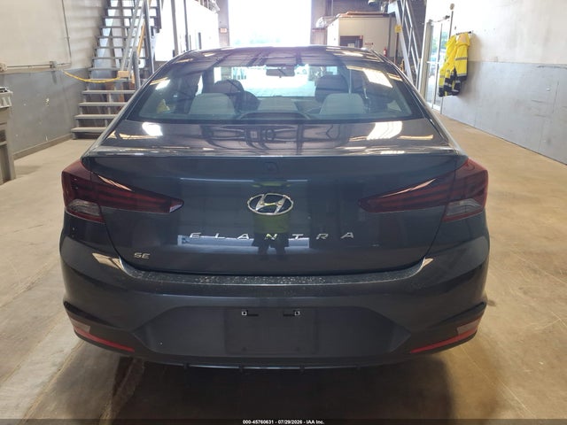 2020 Hyundai Elantra Se მანქანა იყიდება აუქციონზე, vin: 5NPD74LF0LH613988, აუქციონის ნომერი: 45760631