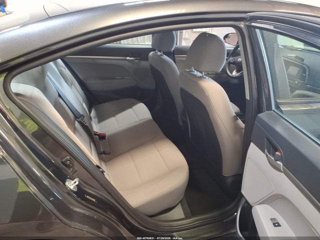 2020 Hyundai Elantra Se მანქანა იყიდება აუქციონზე, vin: 5NPD74LF0LH613988, აუქციონის ნომერი: 45760631