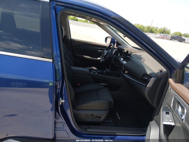 JN8BT3DDXNW270165 Nissan Rogue Platinum Intelligent Awd