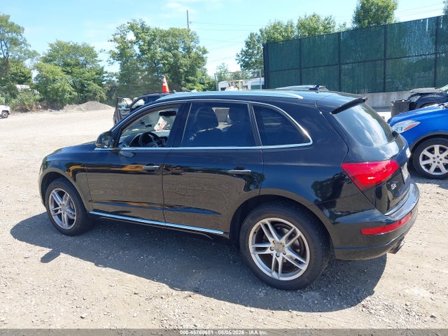 Продажа на аукционе авто 2017 Audi Q5 2.0t Premium, vin: WA1L2AFP9HA011807, номер лота: 45760681
