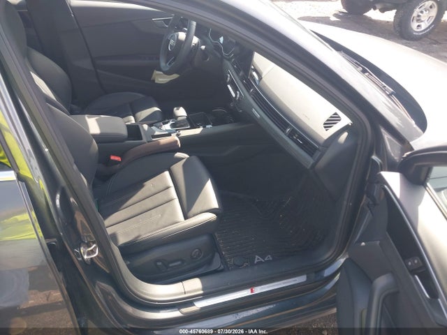 Aukcja sprzedaży 2023 Audi A4 Premium 45 Tfsi S Line Quattro S Tronic, vin: WAUDAAF45PN015926, numer aukcji: 45760689