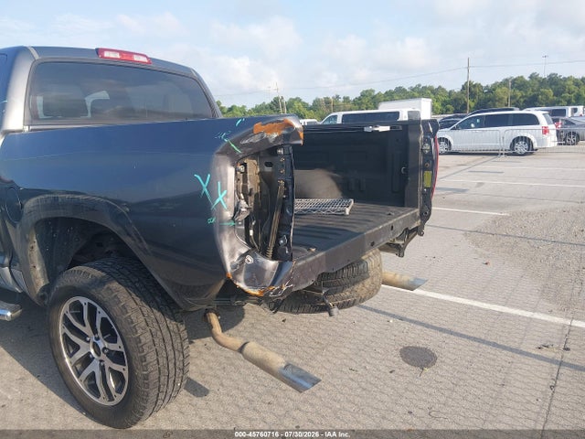5TFFY5F17FX175667 Toyota Tundra Limited 5.7l V8