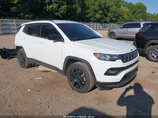45760719 :رقم المزاد ، 3C4NJDBN4ST570897 vin ، 2025 Jeep Compass Latitude 4x4 مزاد بيع