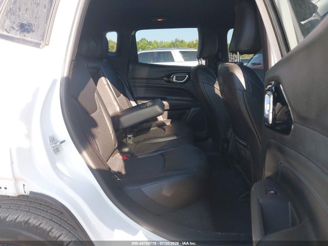 45760719 :رقم المزاد ، 3C4NJDBN4ST570897 vin ، 2025 Jeep Compass Latitude 4x4 مزاد بيع