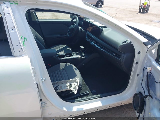 2025 Kia K4 Ex მანქანა იყიდება აუქციონზე, vin: 3KPFU4DE5SE014563, აუქციონის ნომერი: 45760732
