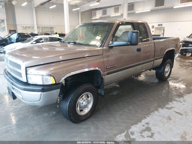 2001 Dodge Ram 2500 St მანქანა იყიდება აუქციონზე, vin: 1B7KF23641J217095, აუქციონის ნომერი: 45760791