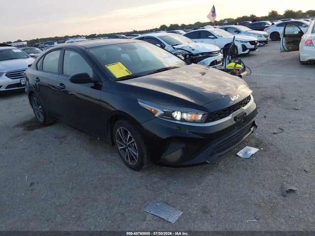 45760805 :رقم المزاد ، 3KPF24AD4NE442162 vin ، 2022 Kia Forte Lxs مزاد بيع
