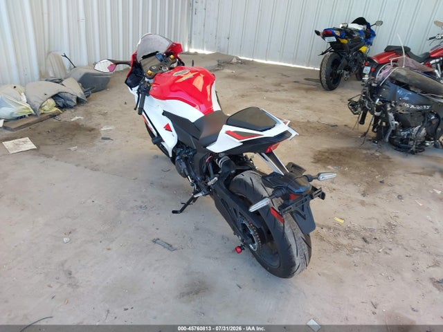 Yamaha Yzfr7 2026 JYARM60E1TA003347 Image 3
