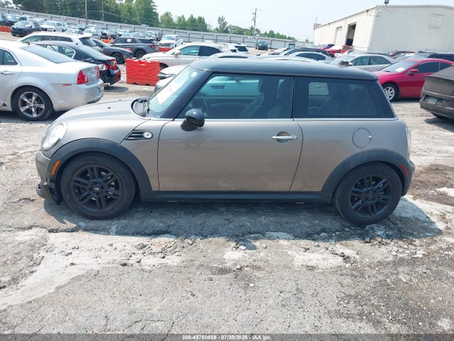 Продаж на аукціоні авто 2012 Mini Cooper, vin: WMWSU3C50CT261246, номер лоту: 45760859