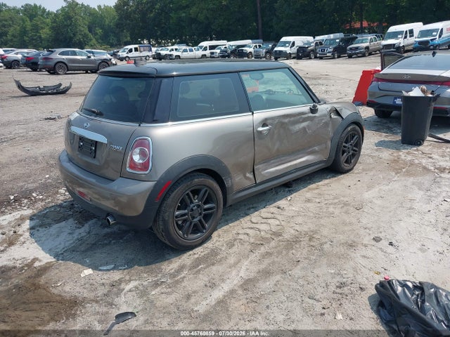 Продаж на аукціоні авто 2012 Mini Cooper, vin: WMWSU3C50CT261246, номер лоту: 45760859