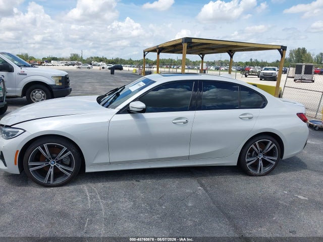 2022 Bmw 330i მანქანა იყიდება აუქციონზე, vin: 3MW5R1J04N8C31493, აუქციონის ნომერი: 45760878