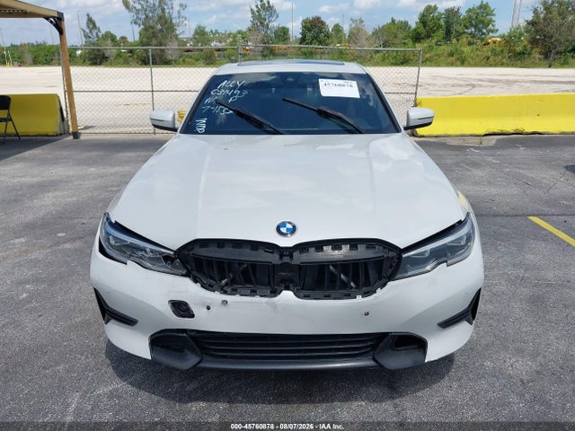 2022 Bmw 330i მანქანა იყიდება აუქციონზე, vin: 3MW5R1J04N8C31493, აუქციონის ნომერი: 45760878