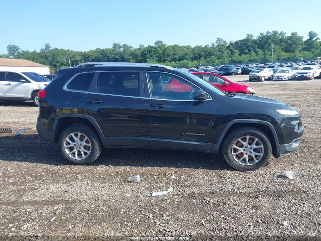 2016 Jeep Cherokee Latitude მანქანა იყიდება აუქციონზე, vin: 1C4PJMCS2GW268135, აუქციონის ნომერი: 45760913