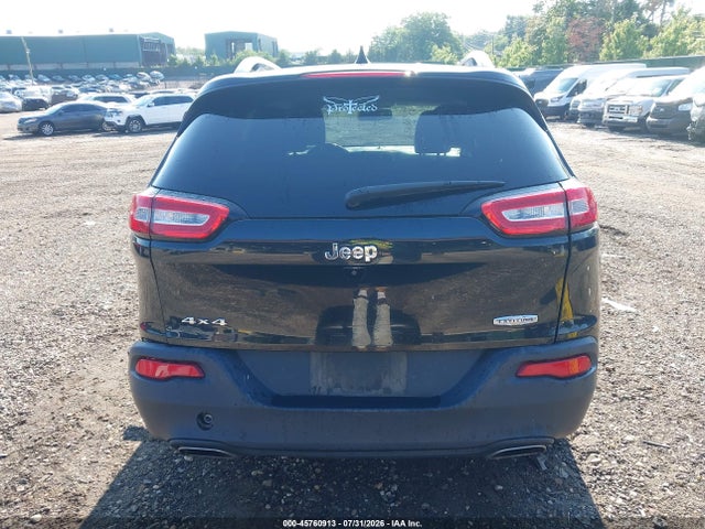 2016 Jeep Cherokee Latitude მანქანა იყიდება აუქციონზე, vin: 1C4PJMCS2GW268135, აუქციონის ნომერი: 45760913