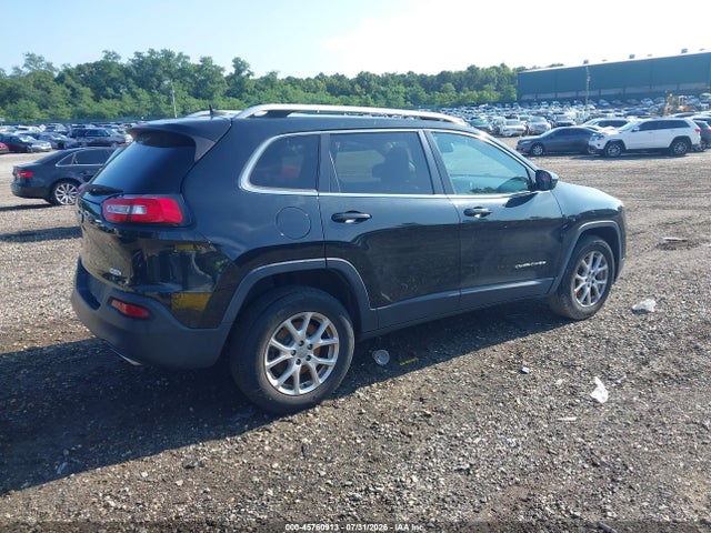2016 Jeep Cherokee Latitude მანქანა იყიდება აუქციონზე, vin: 1C4PJMCS2GW268135, აუქციონის ნომერი: 45760913