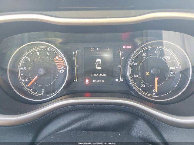 2016 Jeep Cherokee Latitude მანქანა იყიდება აუქციონზე, vin: 1C4PJMCS2GW268135, აუქციონის ნომერი: 45760913