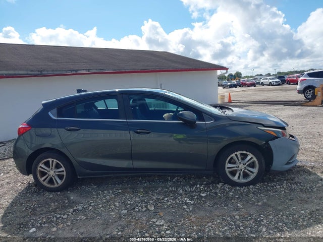 45760958 :رقم المزاد ، 3G1BE6SMXJS643018 vin ، 2018 Chevrolet Cruze Lt Auto مزاد بيع