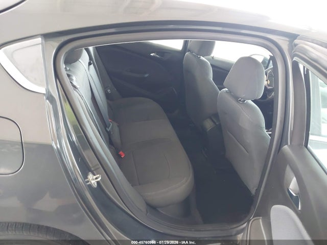 45760958 :رقم المزاد ، 3G1BE6SMXJS643018 vin ، 2018 Chevrolet Cruze Lt Auto مزاد بيع