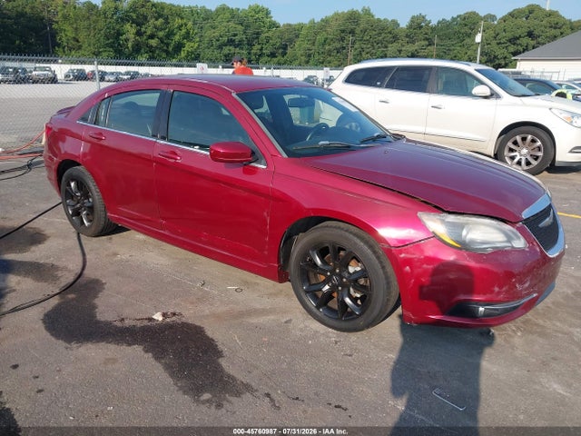 2014 Chrysler 200 Limited მანქანა იყიდება აუქციონზე, vin: 1C3CCBCG8EN176785, აუქციონის ნომერი: 45760987