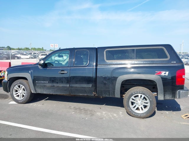 Продажа на аукционе авто 2011 Chevrolet Silverado 1500 Lt, vin: 1GCRKSE30BZ300250, номер лота: 45761022