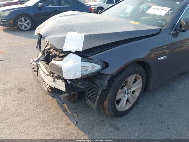 45761024 :رقم المزاد ، WBAFR1C54BC741683 vin ، 2011 Bmw 528i مزاد بيع