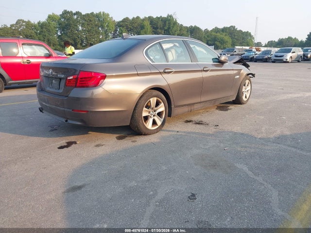 45761024 :رقم المزاد ، WBAFR1C54BC741683 vin ، 2011 Bmw 528i مزاد بيع