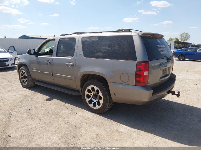 45761026 :رقم المزاد ، 1GNFC16J97R172810 vin ، 2007 Chevrolet Suburban Ltz مزاد بيع