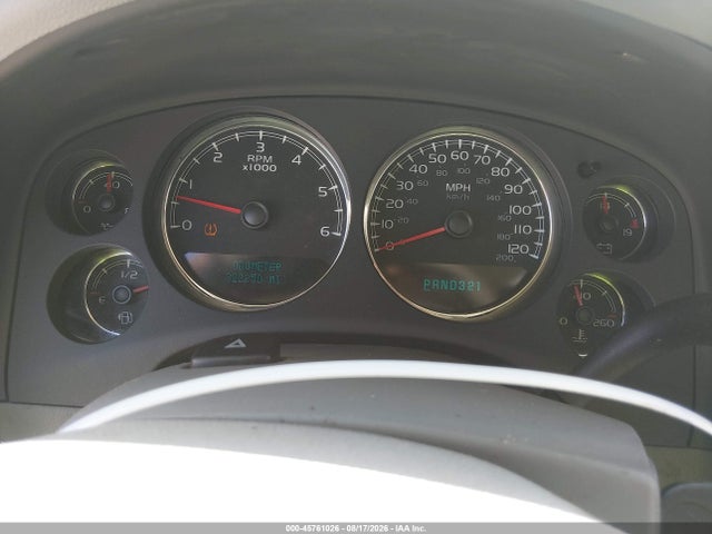 45761026 :رقم المزاد ، 1GNFC16J97R172810 vin ، 2007 Chevrolet Suburban Ltz مزاد بيع