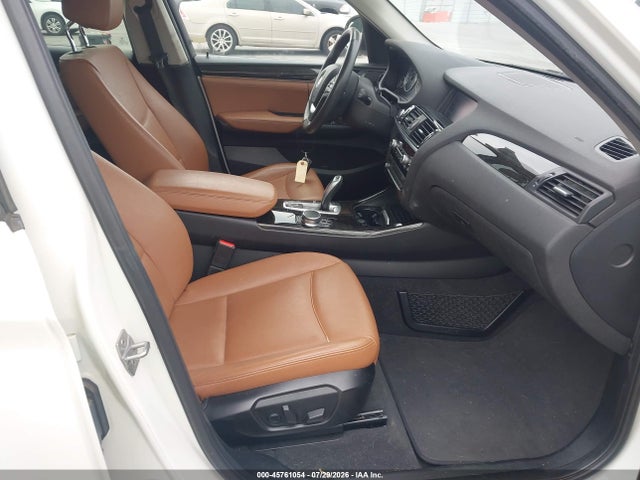 45761054 :رقم المزاد ، 5UXWX9C52H0T12655 vin ، 2017 Bmw X3 Xdrive28i مزاد بيع