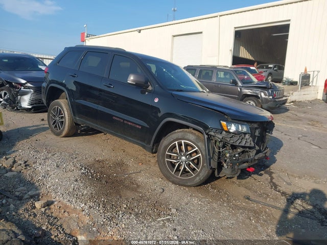 2017 Jeep Grand Cherokee Trailhawk მანქანა იყიდება აუქციონზე, vin: 1C4RJFLG9HC696030, აუქციონის ნომერი: 45761072