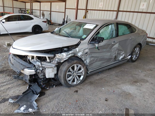 Chevrolet IMPALA 1LT 2018 2G1105SA0J9153498 Image 2